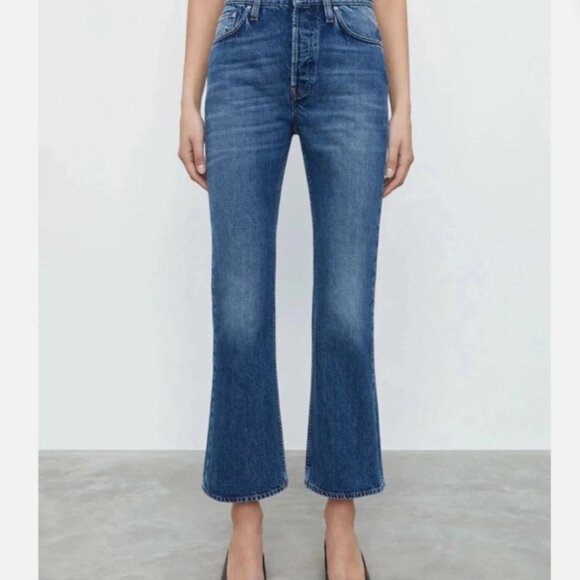 Toteme Cropped Kick Flare Jeans | 30 - Picture 2 of 16